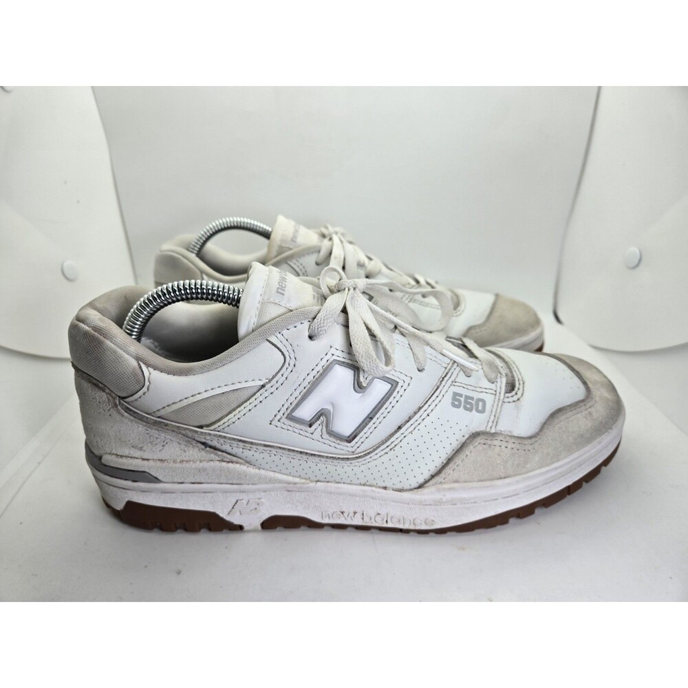 New Balance 550 Shoes Men's 9 D White Gum Road Athletic Workout Casual Sneakers